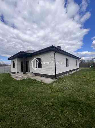 Продаж Будинок 5-кімнатний на вул. Центральна Вишеньки