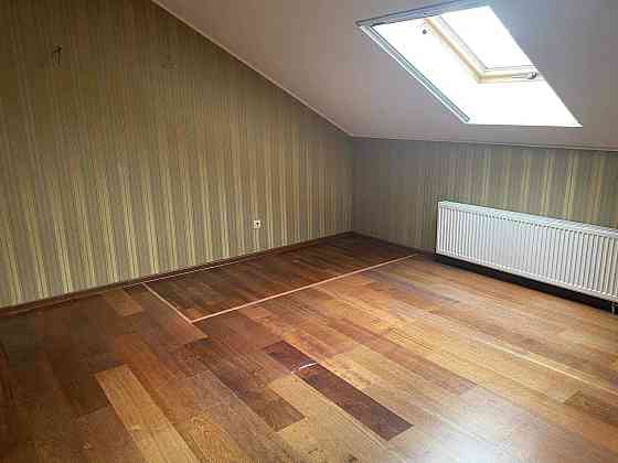 Продаж Квартира 5-кімнатна, 5/6 поверх на Олександра Кониського вул., д. 74 Київ