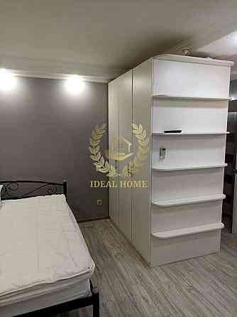 Продаж Квартира 1-кімнатна на Героев полка "Азов" ул., 28Б Киев