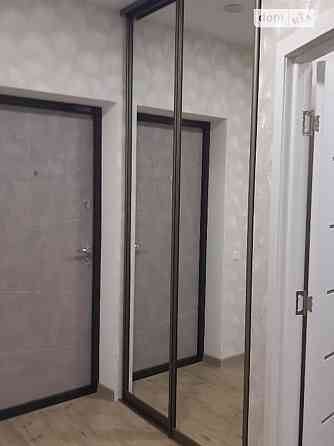 Оренда Квартира 1-кімнатна, 10/25 поверх на ул. Ревуцкого, 40в Киев