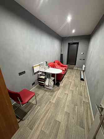 Продаж офісне приміщення на вул. Науки приміщень - 3, поверх - 1/5 Харків