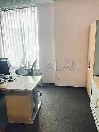 Оренда офісне приміщення на Нововокзальна вул., 2 приміщень - 25, поверх - 2/5 Київ