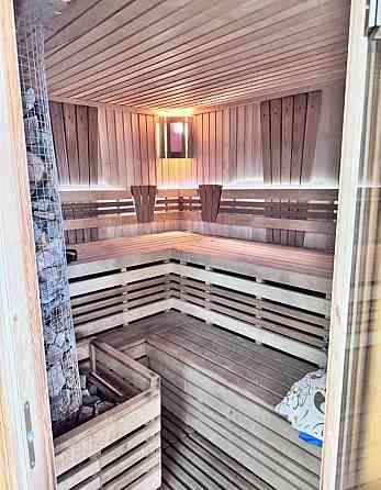 Продається елітний 2-поверховий будинок в с. Усатово 