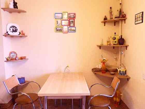 Оренда Квартира 2-кімнатна, 13/16 поверх на ул. Александра Довженко, 16а Київ