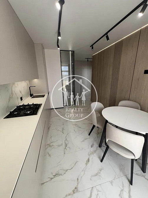 Продаж Квартира 2-кімнатна, 6/10 поверх на Угорська, 14є Львов - изображение 3