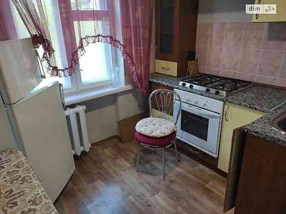 Оренда Квартира 1-кімнатна, 2/5 поверх на проспект Соборності, 5б Киев