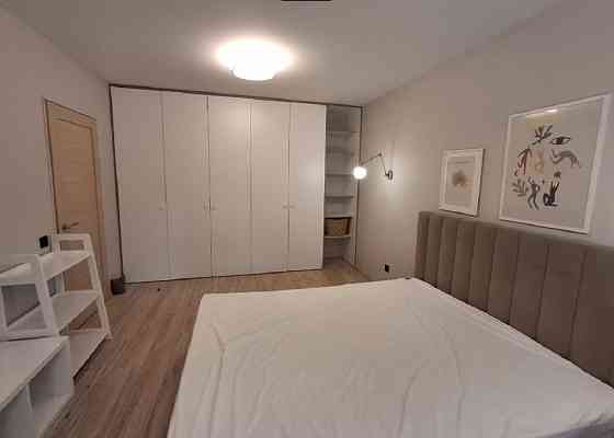 Продаж Квартира 1-кімнатна, 1/16 поверх на шоссе Харьковское, д.63 Київ