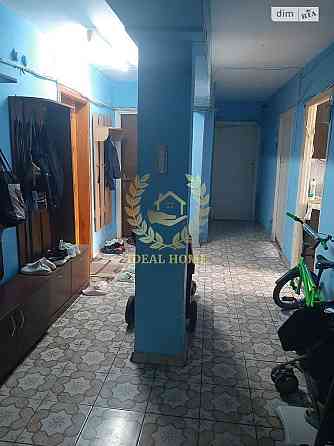 Продаж Квартира 1-кімнатна на Космонавта Поповича ул., 10 Kiev