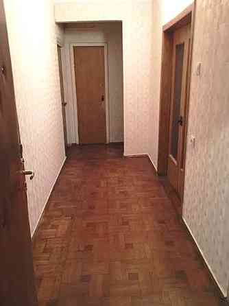 Трехкомнатная квартира в районе площади Толбухина Одеса