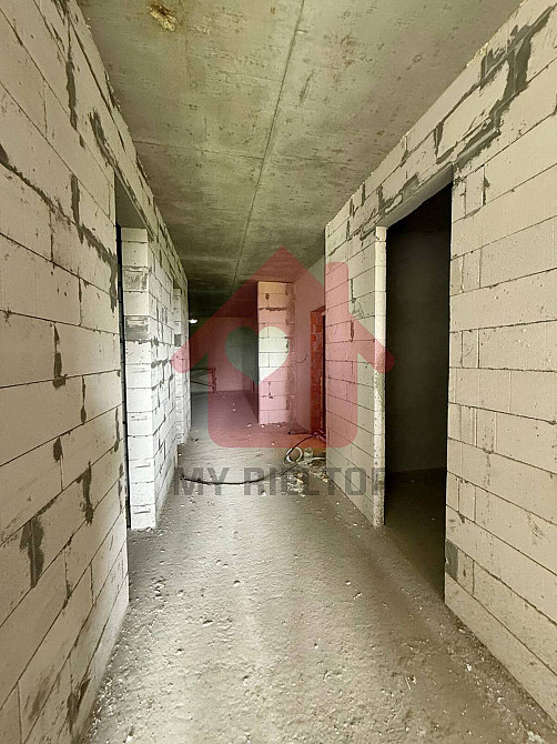 Це житло варто побачити наживо, щоб зрозуміти яка це краса! Uzhhorod - photo 6