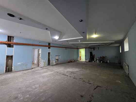 Продаж торгове приміщення на Шевченка вул., 101 Ivano-Frankivs'k