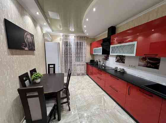 Красивая трехкомнатная квартира в ЖМ Радужный Лиманка