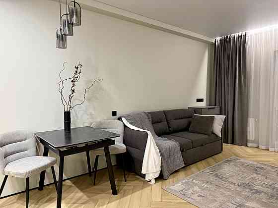 Продаж Квартира 1-кімнатна, 10/25 поверх на Максимовича Михайла вул., д. 24-Г Київ