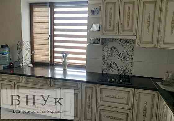 Продаж Квартира 3-кімнатна, 2/4 поверх на Підгороднє Тернопіль