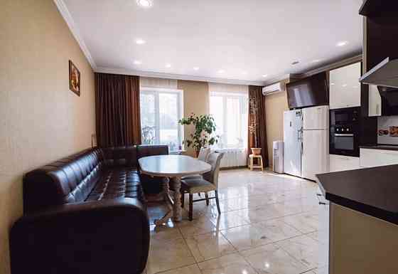 Продаж Квартира 3-кімнатна, 6/9 поверх на Педагогическая ул. Одесса