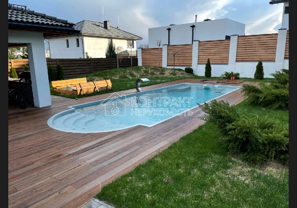 Продаж Квартира 6-кімнатна, 2/2 поверх на вул. вул.Зелена  - фото 2