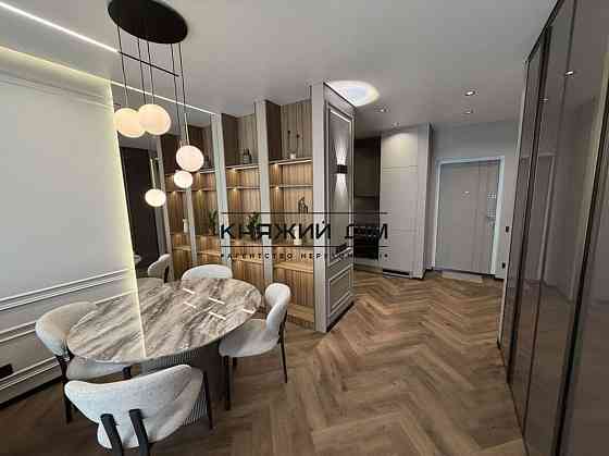 Продаж Квартира 1-кімнатна, 15/23 поверх на Днепровская Набережная Київ