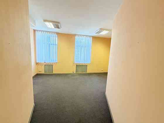 Продаж Квартира 2-кімнатна, 4/5 поверх на Василя Тютюнника вул., д. 13 Київ