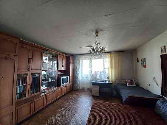 Продаж Квартира 4-кімнатна, 6/9 поверх на Романа Шухевича вул., д. 24 Київ