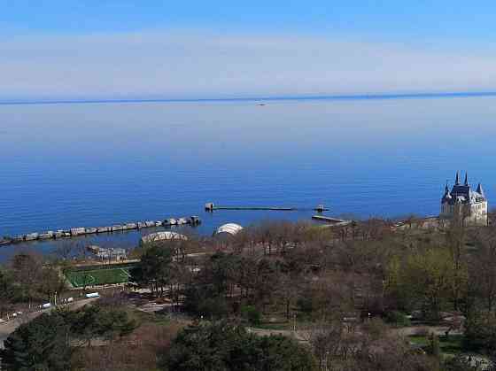 Продаж Квартира 4-кімнатна, 14/17 поверх на Литературная ул., 1а Odessa