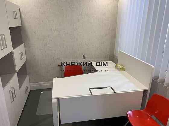 Оренда офісне приміщення на Щорса ул. поверх - 1/17 Kiev