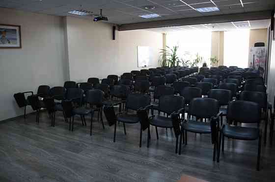 Оренда офісне приміщення на Днепровская Набережная наб. поверх - 4/24 Kiev