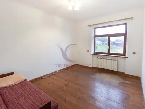 Продаж 3-поверховий   290 кв.м 5 кімн. на вул. Перекопська 10А Чернівці - фото 4