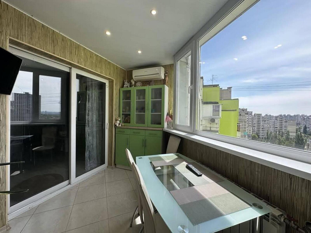 Продаж 3к квартира 78 м2, ТОРГ Троєщина Лаврухіна 7, Програми+ Київ - фото 3