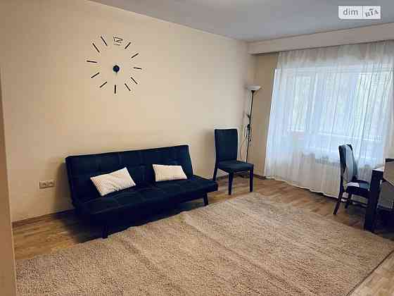 Оренда Квартира 3-кімнатна, 5/5 поверх на вул. Добрий Шлях, 5 Kiev