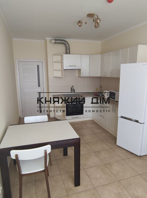 Оренда Квартира 1-кімнатна, 17/26 поверх на Соломенская ул. Київ - фото 1