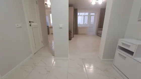 Продаж 1к Квартира 39 кв.м Семафорная Дніпро