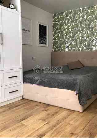 Продаж Квартира 3-кімнатна, 6/10 поверх на вул. Молодіжна Песочин