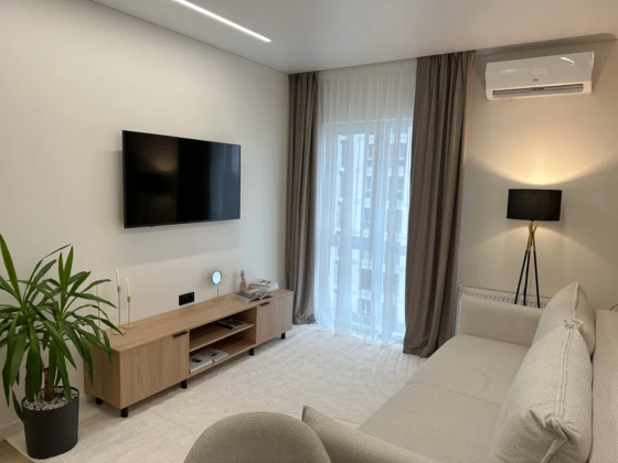 Продаж Квартира 1-кімнатна, 13/21 поверх на Максимовича, 27 Kiev