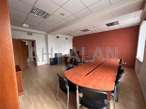 Оренда офісне приміщення на Миколи Міхновського бул., 38 поверх - 5/13 Київ