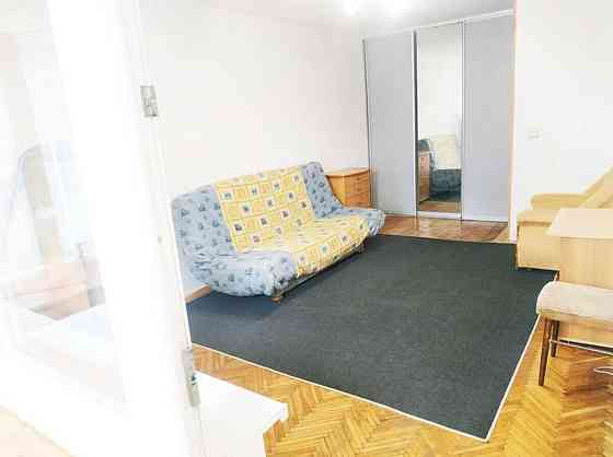 Оренда Квартира 1-кімнатна, 5/12 поверх на Багговутовская ул., 1 Киев