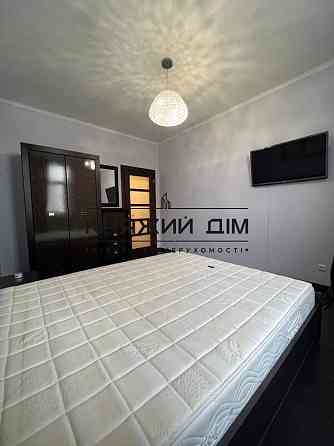 Оренда Квартира 3-кімнатна, 6/16 поверх на вул. Дружбы Народов бульв./Миколи Міхновського Київ