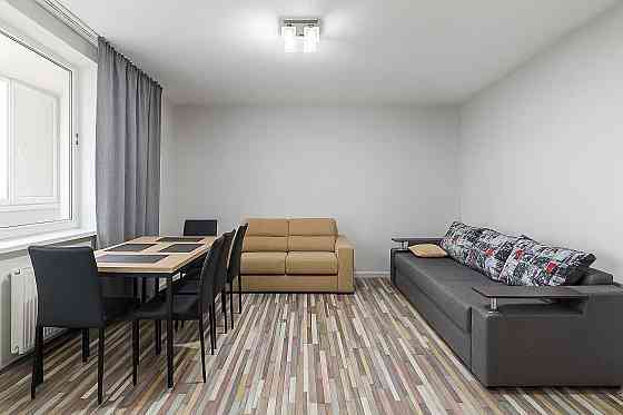 Продаж Квартира 3-кімнатна, 24/26 поверх на Олевська вул., д. 5 Київ