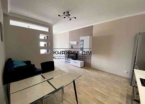 Оренда Квартира 1-кімнатна, 15/15 поверх на вул. Трутенко Онуфрия ул./Михайла Максимовича Київ