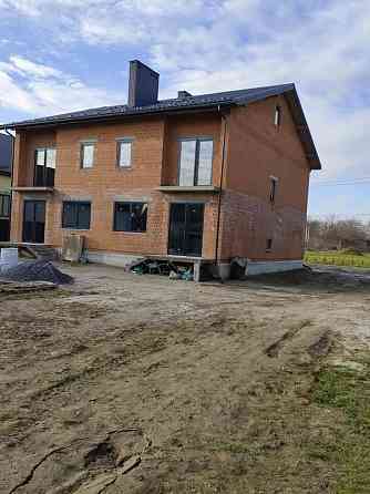 Продаж Будинок 4-кімнатний Городок