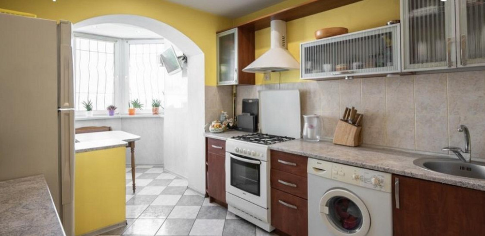 Продаж 4-кімнатної квартири Одеса - фото 1