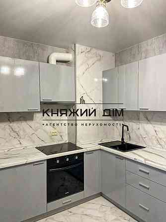 Оренда Квартира 2-кімнатна, 23/25 поверх на Ревуцкого ул. Kiev