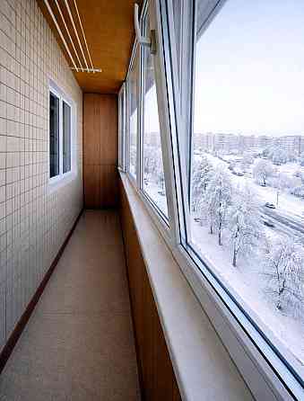 Продаж Квартира 3-кімнатна, 9/9 поверх на Архипенко Александра вул., д. 10 Киев