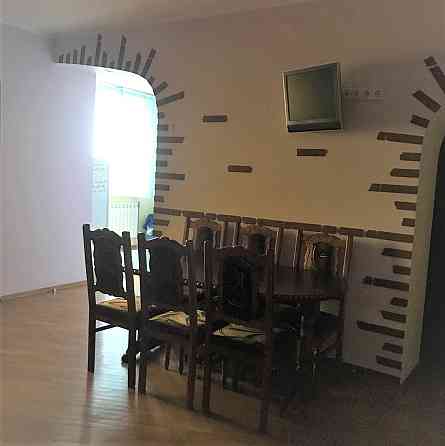 Оренда Квартира 2-кімнатна, 9/16 поверх на улица Литвинского Юрия (Российская), д.45 Київ