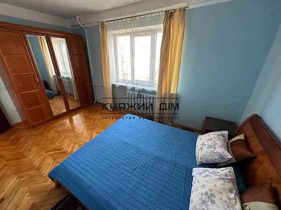 Оренда Квартира 2-кімнатна, 7/8 поверх на вул. Щорса ул./Євгена Коновальця Київ