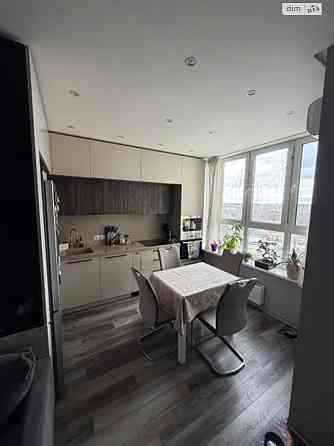 Продаж Квартира 2-кімнатна, 11/26 поверх на Краківська вул., д. 27 Київ