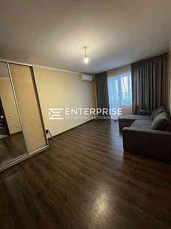 Продаж Квартира 2-кімнатна, 9/9 поверх на вул. Бажана Миколи Kiev