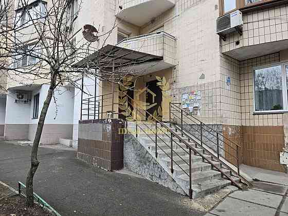 Продаж Квартира 2-кімнатна, 5/16 поверх на Загоровская ул., 8/10 Київ