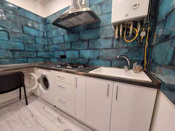 2 комнатная квартира в центре! Одеса