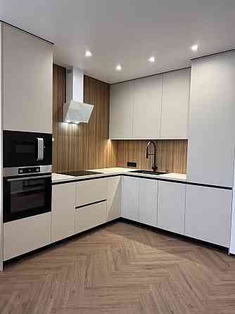 Продаж Квартира 1-кімнатна, 16/25 поверх на Причальна вул., д. 10 Kiev