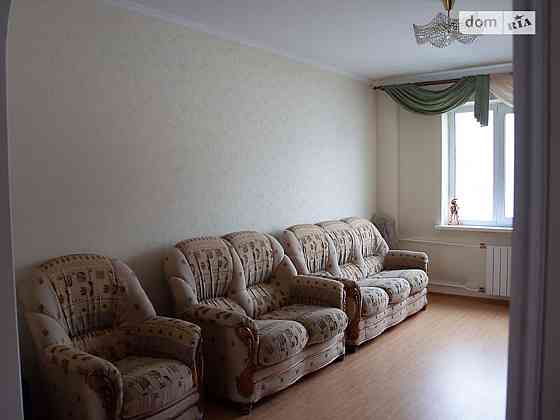 Оренда Квартира 3-кімнатна, 6/10 поверх на ул. Михаила Драгоманова Київ